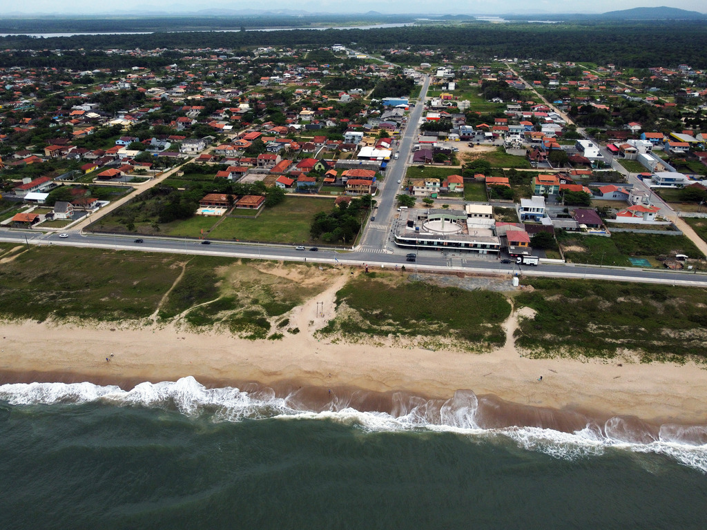 MPSC recomenda suspender regularização fundiária no sul da praia do Ervino