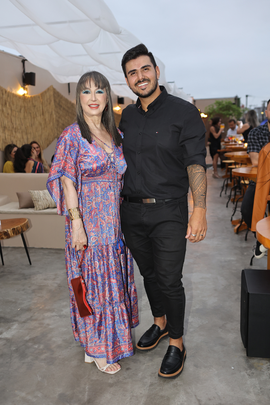 Vivi Feijó – Inauguração The Bar