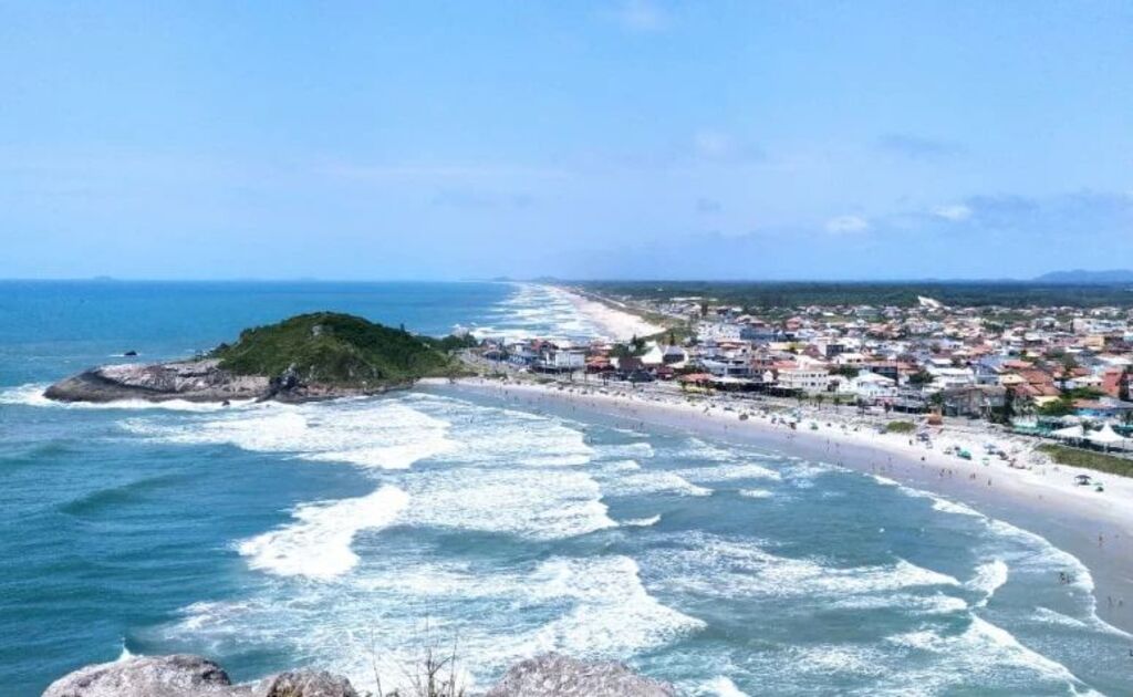 Alerta: novos pontos são considerados impróprios para banho no litoral da região