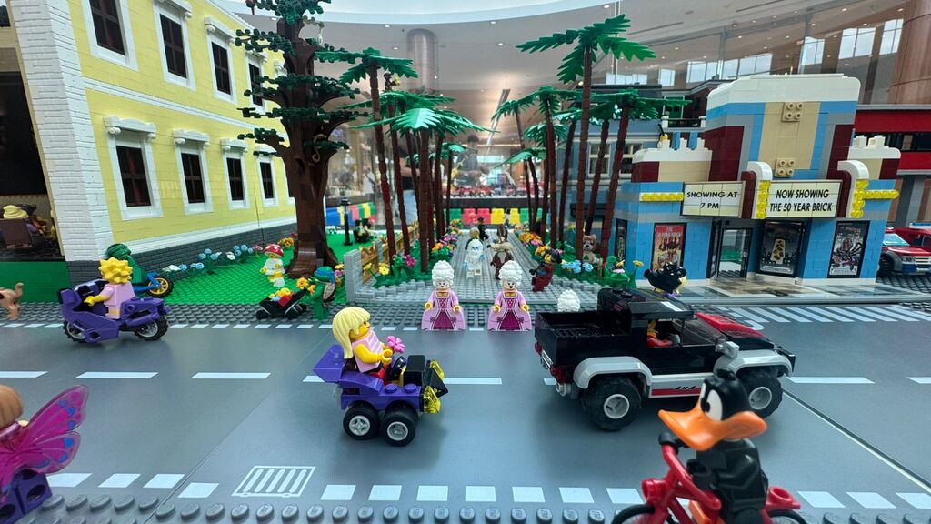 Exposição de Lego é prorrogada no Garten Shopping