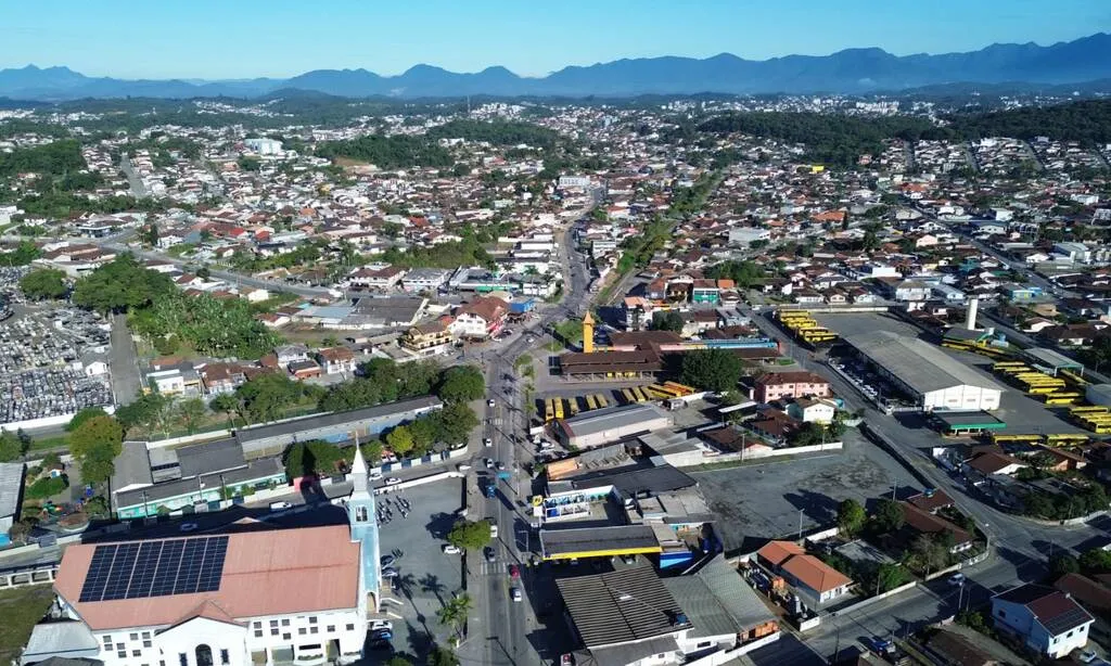 Obras na Monsenhor Gercino alteram trânsito em Joinville