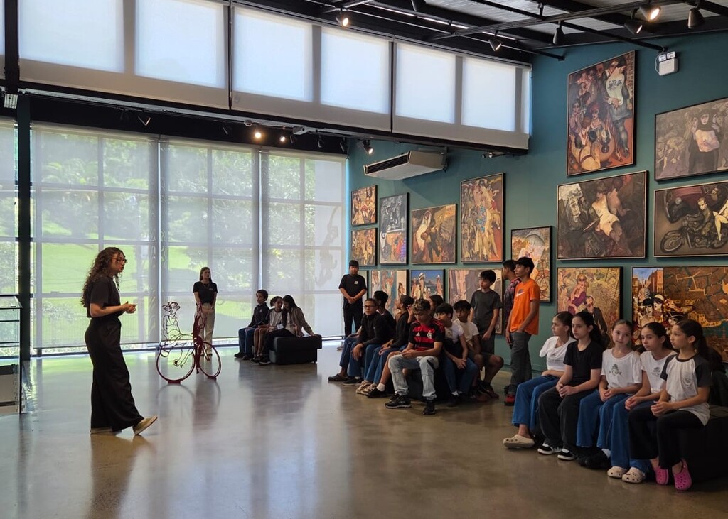 Exposições do Instituto Internacional Juarez Machado são uma boa opção de lazer cultural para o carnaval