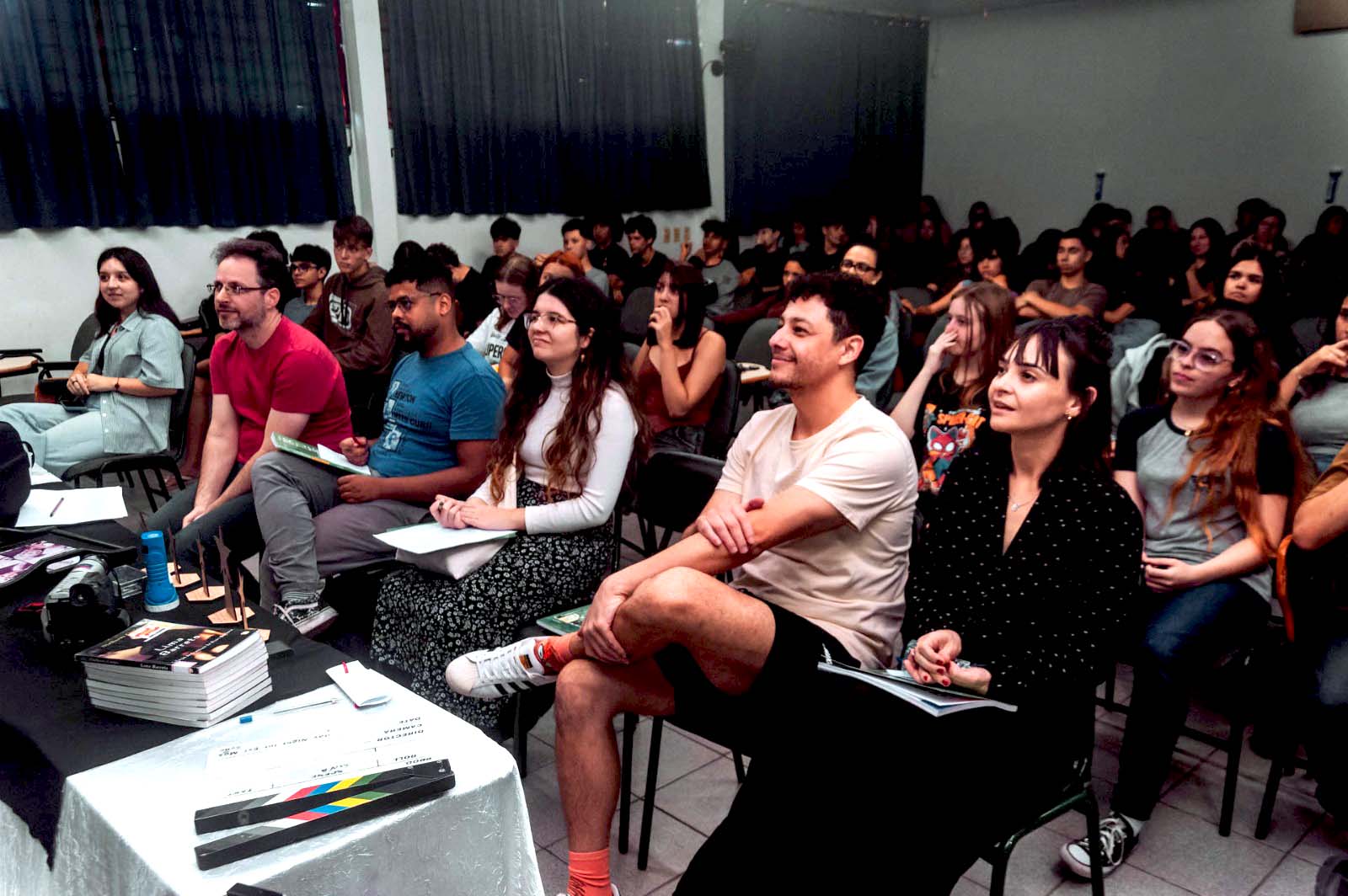 Cineclube Outubro e Escola Jorge Lacerda: um belo exemplo do Cinema estudantil na comunidade
