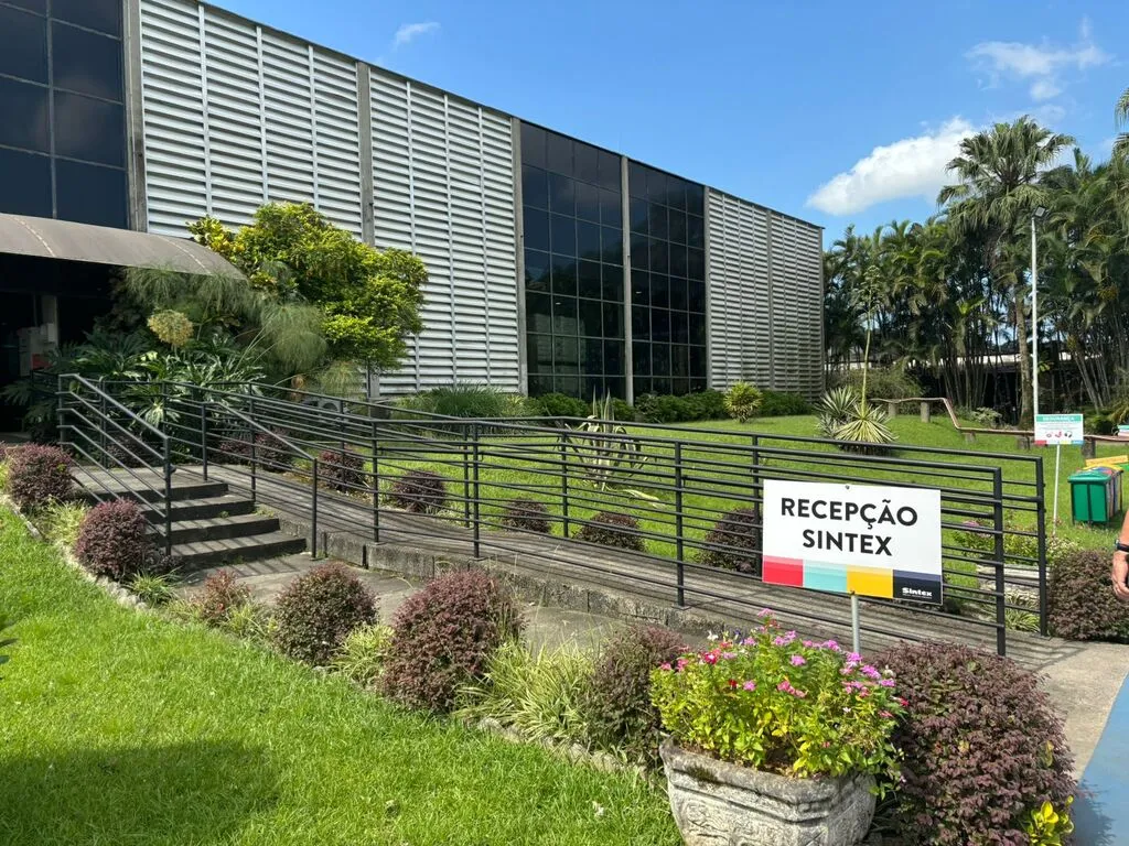 Imagem da recepção da empresa Sintex