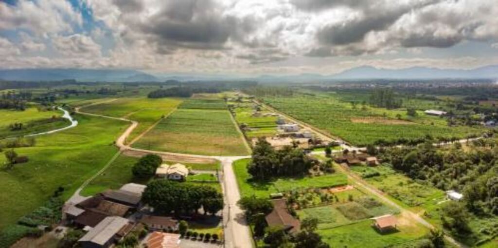 Novos bairros Marinas e Vale Verde avançam na Câmara