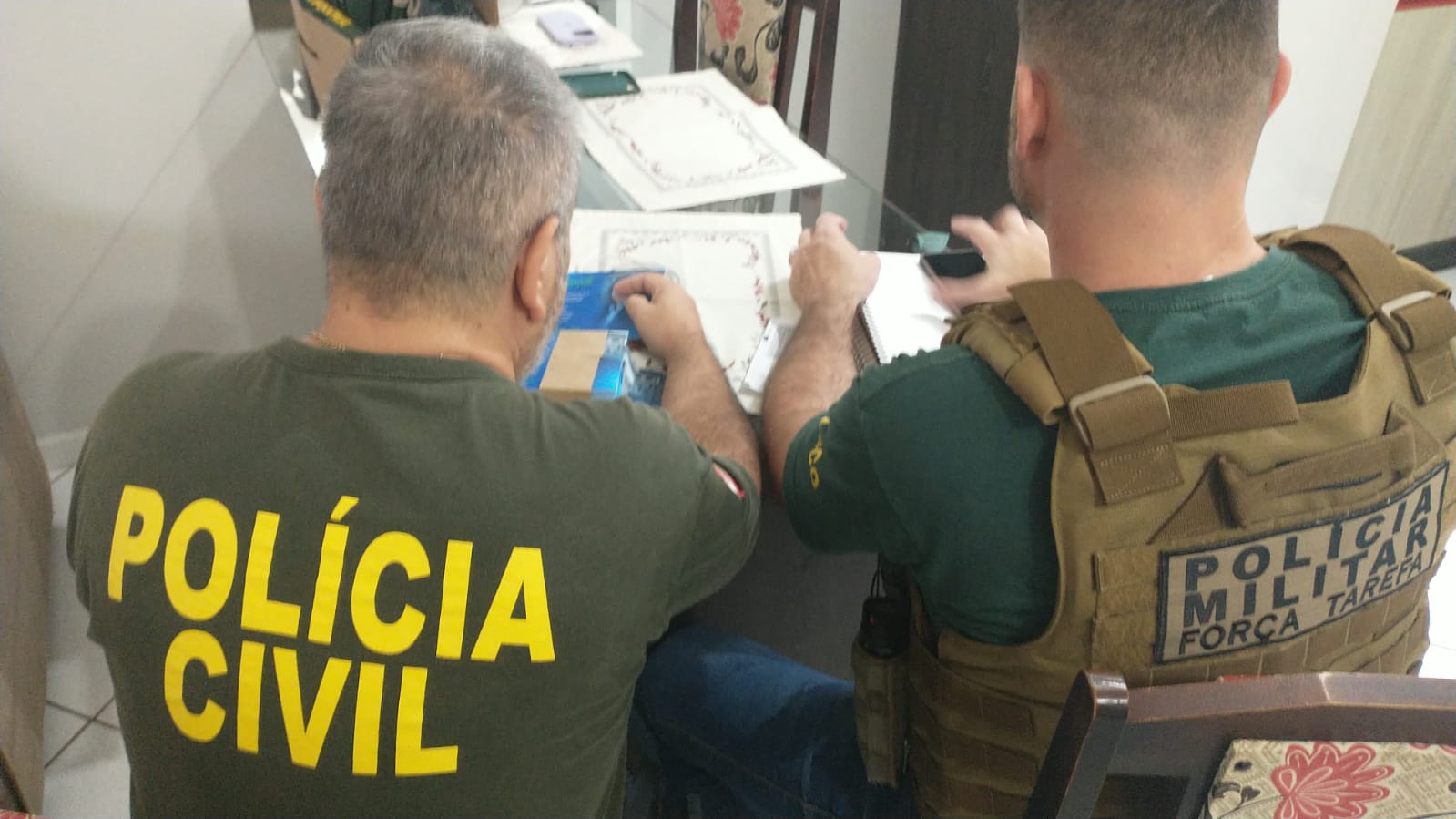 Agentes do Gaeco na Operação Desfarsa - Foto MPSC