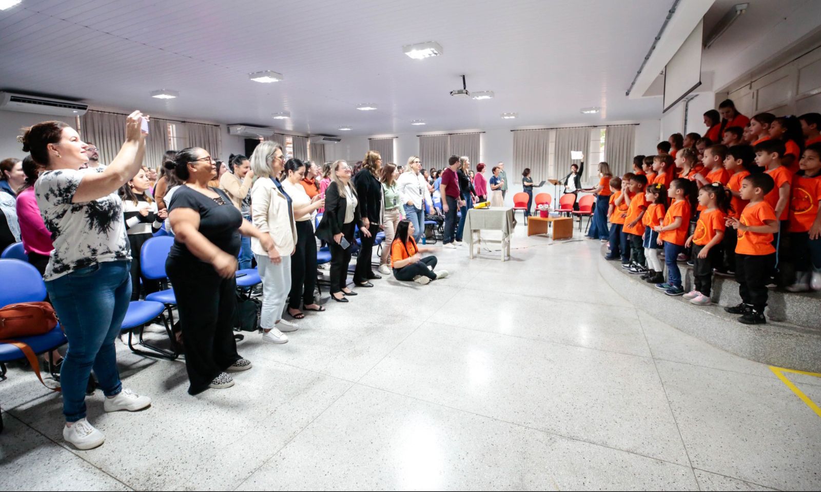 Professores participam de evento - Foto divulgação