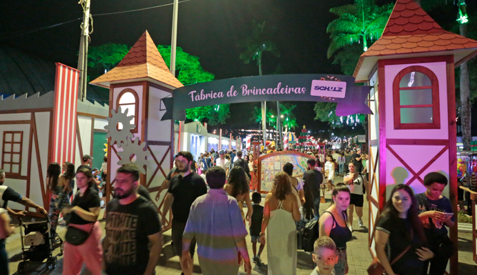 Feira de Natal ocorrida em 2023 - Foto Prefeitura de Joinville