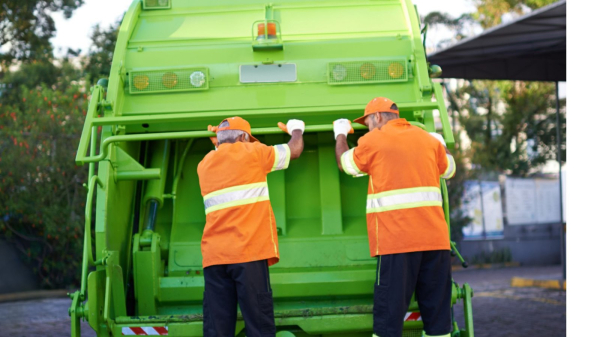 Coleta de Lixo em Joinville é realizada pela Ambiental - Foto Defensoria Pública