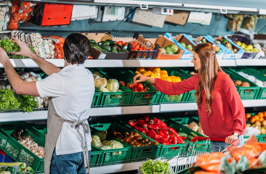 Tomate, que já foi o vilão, agora é um dos legumes com maior queda no preço - Foto Depositphotos